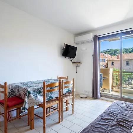 Saint James-3 By Interhome Apartment Le Lavandou