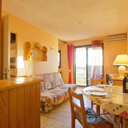 Apartment Saint James-3 By Interhome