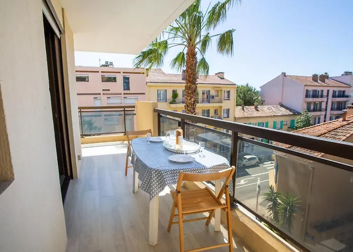 Appartement Saint James-3 By Interhome Le Lavandou