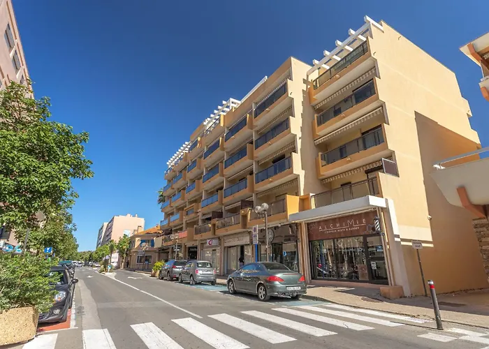 Saint James-3 By Interhome *