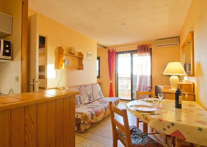 Appartement Saint James-3 By Interhome