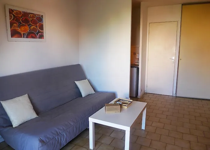 Appartement Saint James-3 By Interhome