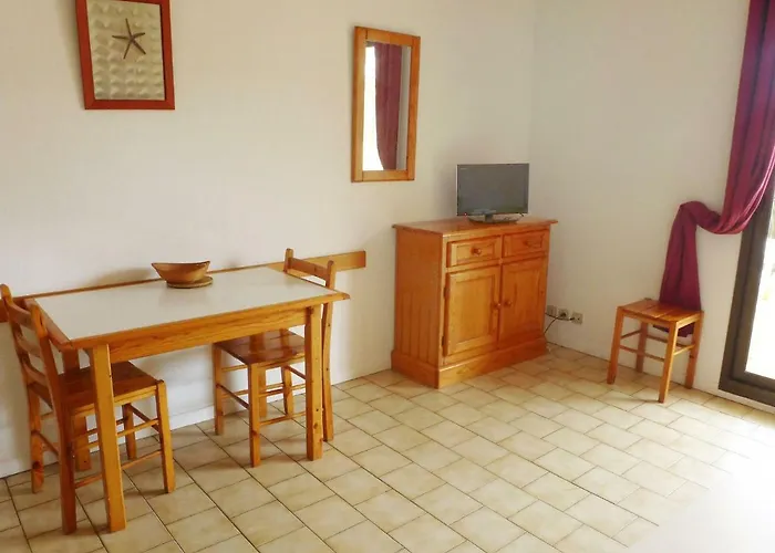 Appartement Saint James-3 By Interhome