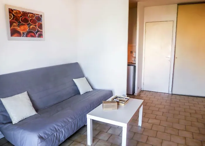 Saint James-3 By Interhome