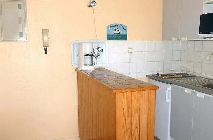 Appartement Saint James-3 By Interhome Le Lavandou